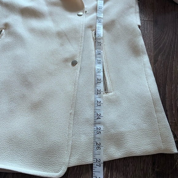 Aritzia , Wilfred  mayet crepe jacket beige moto jacket size xs cream color - Picture 9 of 9